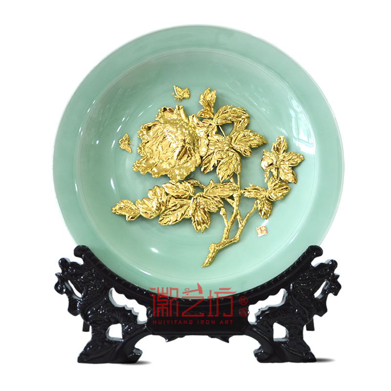 牡丹金畫龍泉青瓷擺件 家居辦公擺設(shè) 特色手工文化藝術(shù)品 牡丹金畫龍泉青瓷擺件 家居辦公擺設(shè) 特色手工文化藝術(shù)品