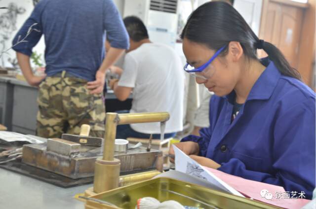 國(guó)家藝術(shù)基金&ldquo;蕪湖鐵畫(huà)藝術(shù)人才培養(yǎng)項(xiàng)目&rdquo;學(xué)員結(jié)業(yè)作品展 (10)