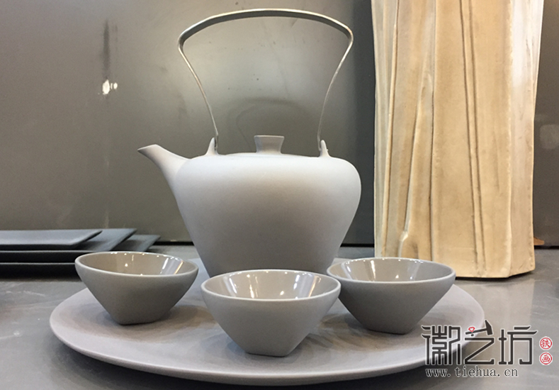 靈感與創(chuàng)意 2018設(shè)計上?；账嚪昏F畫參觀隨筆 (11)