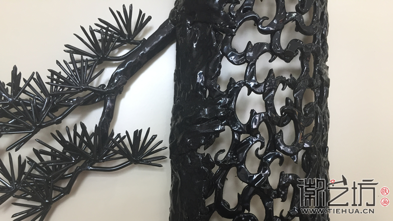 2017.6.16徽藝坊鎮(zhèn)店之寶迎客松鐵畫屏風細節(jié)圖4