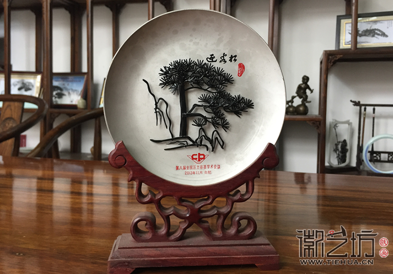 第八屆全國(guó)壓力容器會(huì)議紀(jì)念鐵畫禮品定制 第八屆全國(guó)壓力容器會(huì)議紀(jì)念鐵畫禮品定制