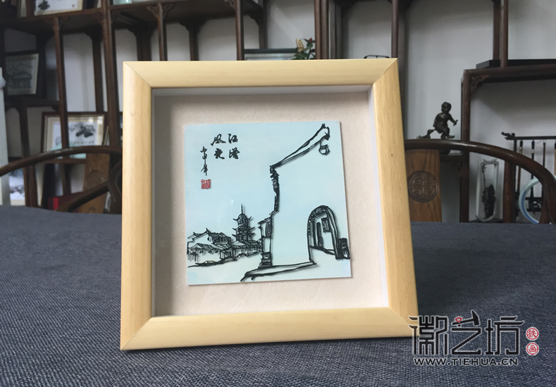 松木風(fēng)徽派鐵畫(huà)小品擺臺(tái)(2)