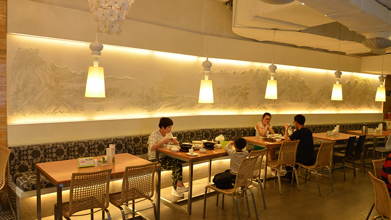 深圳皖廚定制的富春山居圖鐵畫(huà)(白色)